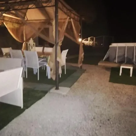 فيلة Lupetta